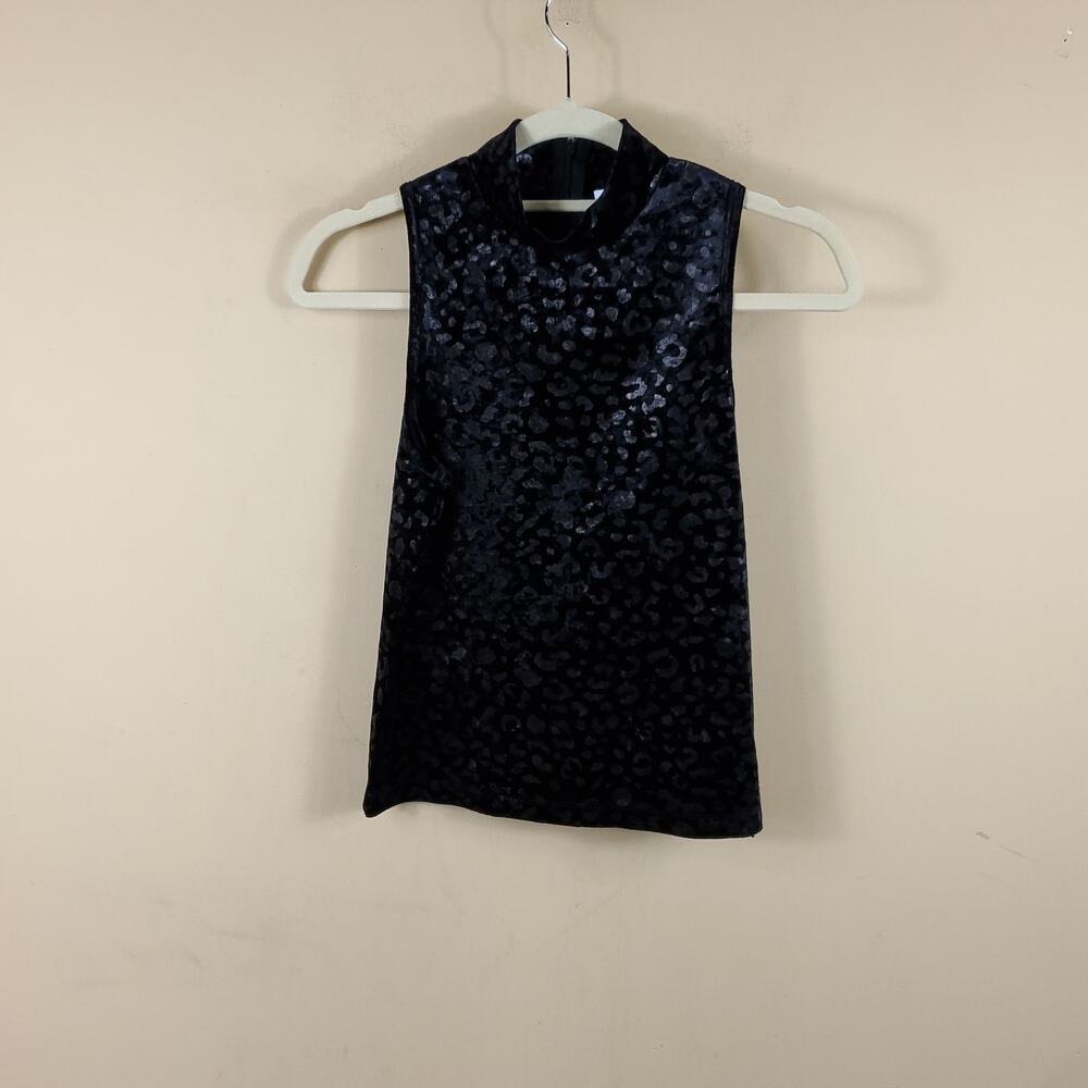 525 America Mock Neck Sleeveless Blouse in Black Velvet Leopard Size S